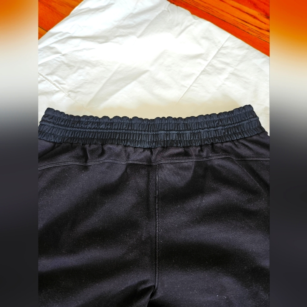 ATHLETA Black Crop Wide Bottom Women's Pants - Picture 2 of 7